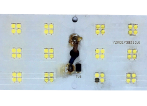 PLAQUETTE LED REF : YZR17-18